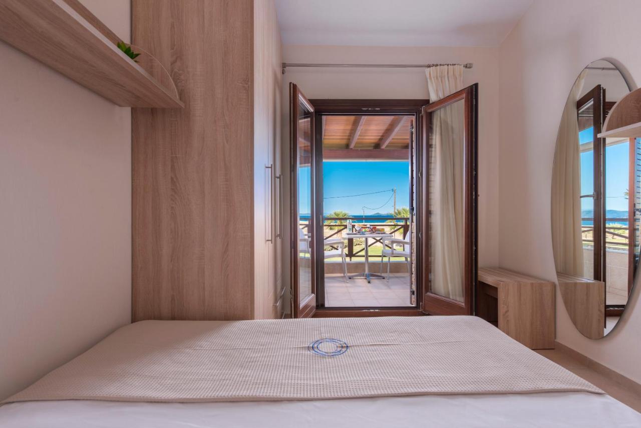 Terra D'Oro Villas Ierissos Exterior photo